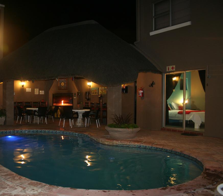 Colors Of Cape Town Lodge Экстерьер фото